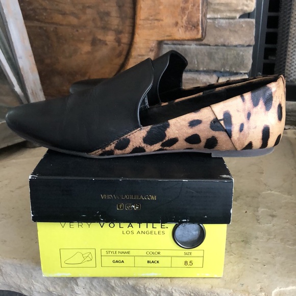 Very Volatile Black/Leopard Flats - Picture 6 of 6